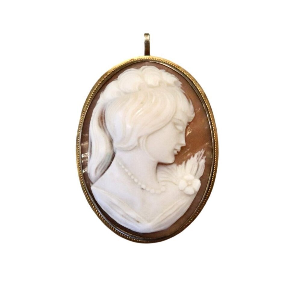 Vintage Hand-Carved Shell Cameo 900 Silver Pendant/Brooch With Gold-Tone Frame